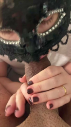 WhiteBubs webcam model stream image
