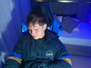 Joshh Velc webcam model stream image