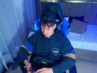 Joshh Velc webcam model stream image