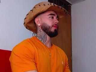 Tommy Blessd webcam model stream image