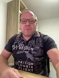 coupleLatinaLovers webcam model stream image