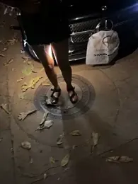 zevellez webcam model stream image