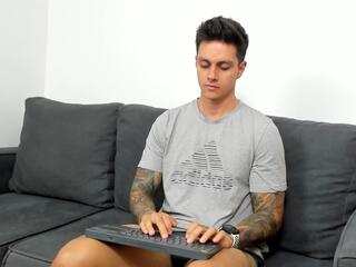 Jean Broc webcam flirt4free model stream image
