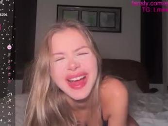 emilynoww webcam model stream image