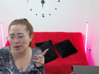 emilyriskhot webcam model stream image