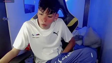 Liarr_ webcam model stream image
