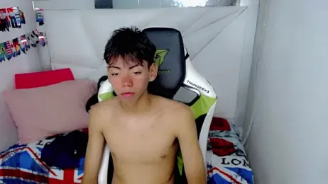 Liarr_ webcam model stream image