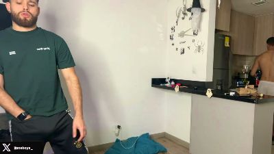 zoneboys_ webcam model stream image