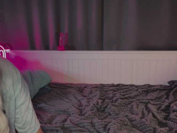 Z0mb1el0ll1 webcam model stream image