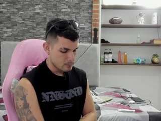 boyy-hott webcam camsoda model stream image