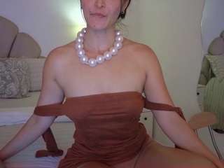 azaleiia webcam model stream image