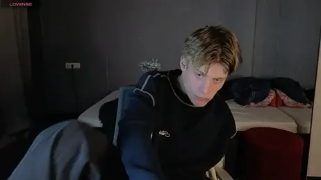 LouieEvans webcam stripchat model stream image
