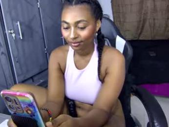 myle_browm webcam model stream image