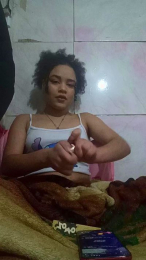 MadamePandorah webcam model stream image