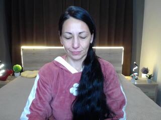 Lilu Bitter webcam model stream image