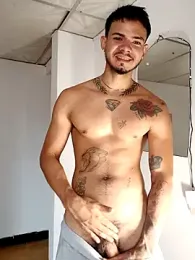 Niick01_ webcam model stream image