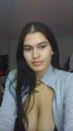 Nikkikittyx3 webcam model stream image