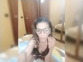 Rubiaguarrilla webcam model stream image