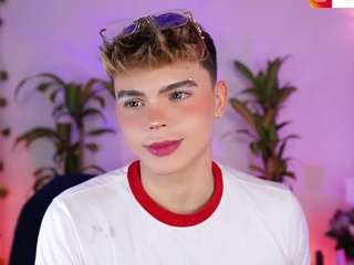 kennyboy-18 webcam model stream image