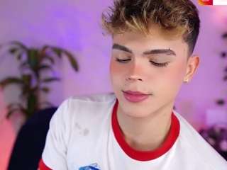 kennyboy-18 webcam model stream image