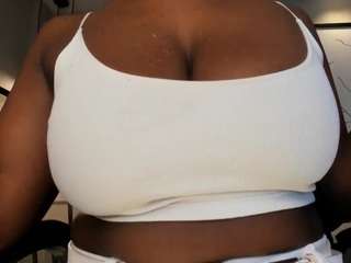 savannahstorm webcam model stream image