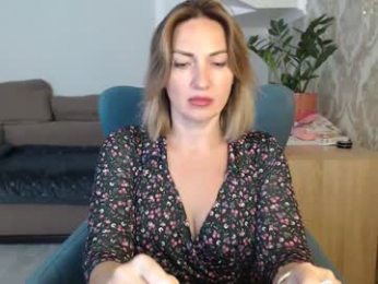 mallinia webcam model stream image