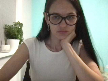 MilaBi-192569 webcam model stream image