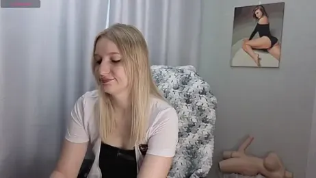 LillyFan-X webcam stripchat model stream image