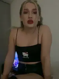 DanaAlf webcam model stream image
