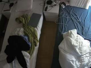 voyeurcam-julmodels-bed-5 webcam model stream image