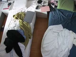 voyeurcam-julmodels-bed-5 webcam model stream image