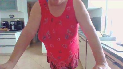 lunaria webcam model stream image