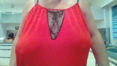 lunaria webcam model stream image