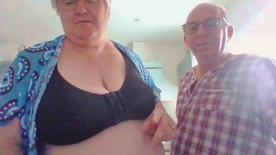 lunaria webcam model stream image