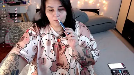 naughtykiss webcam model stream image