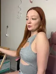 Radiants_two webcam model stream image