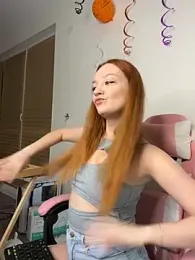 Radiants_two webcam model stream image