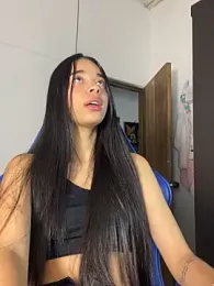 AdharaMiller1 webcam model stream image