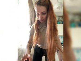 Leona13291 webcam model stream image