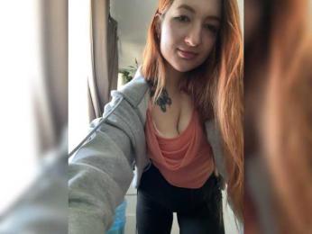 Leona13291 webcam model stream image