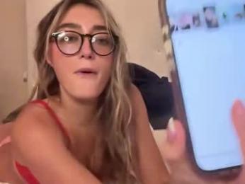 bigbootybrooks webcam model stream image