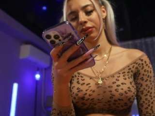 mandypeas webcam camsoda model stream image