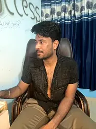 MeekBatgirl webcam model stream image