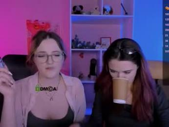 liana_kisses webcam model stream image