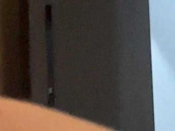 CoraliePomar webcam model stream image