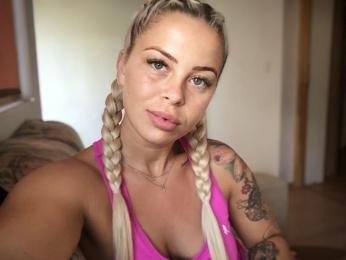 KateAllya webcam model stream image