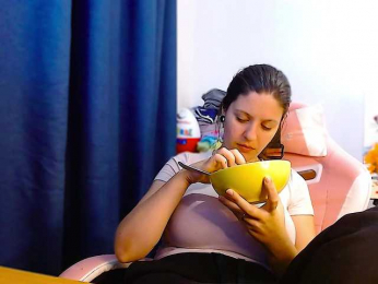 ann-mikele webcam model stream image