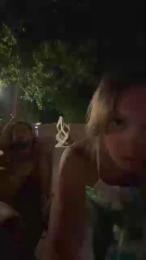 Mo9ne9 webcam model stream image