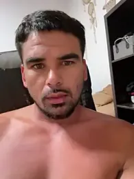 Leeeek23 webcam stripchat model stream image