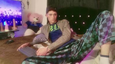 tyler_cat webcam model stream image